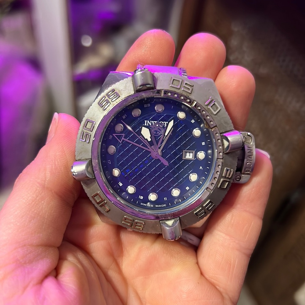 Invicta diver watch blue